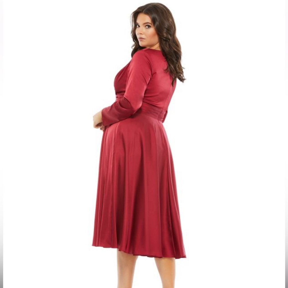 Fabulouss by Mac Duggal 67907 Pleated Waist V-Neck Dress. Size 20W. NWOT - Picture 2 of 4